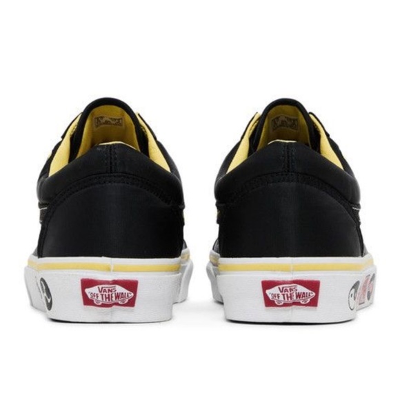 Vans
Old skool
‘Cobra Kai’
Brand new - Picture 3 of 7